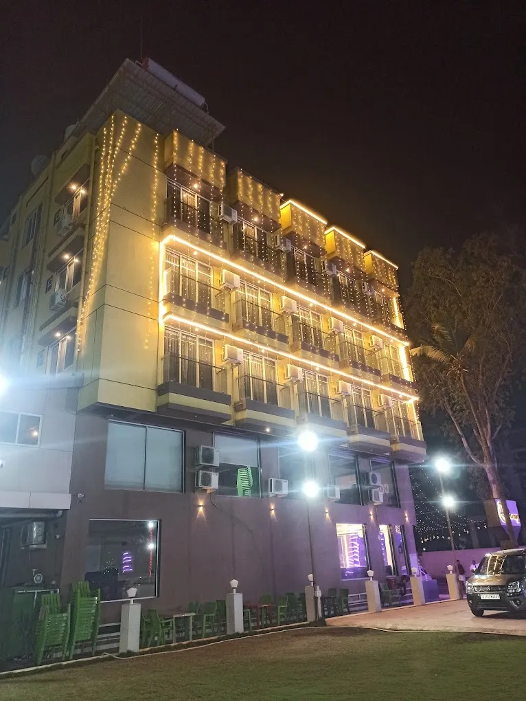 Hotel Avron Beach Resort